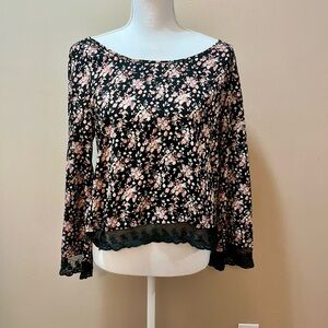 Fab’rik Floral and Black Lace Boho Blouse Size Medium